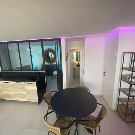 公寓 Marinesappartement, Le Quai Tropezien Marina 圣特罗佩